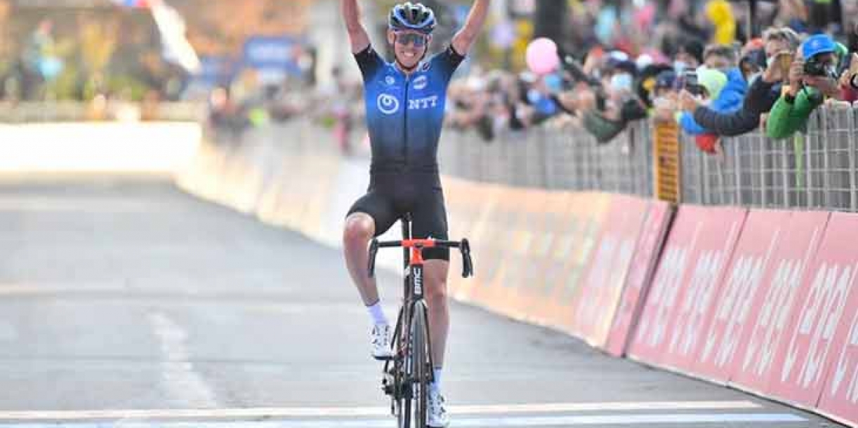 Giro d'Italia: O'Connor vince in solitaria a Madonna di Campiglio